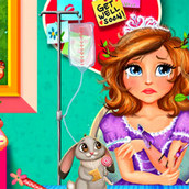 Игра Лечим принцессу Софию после падения с дерева