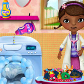 Игра Большая стирка с доктором Плюшевой