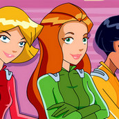 Игра Тотали Спайс спасают моллы