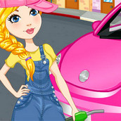 Игра Уборка в розовом автомобиле