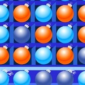 Игра Смешарики и новогодние игрушки