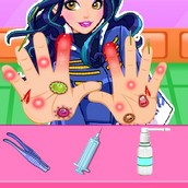 Игра Наследники: Эви лечит руки